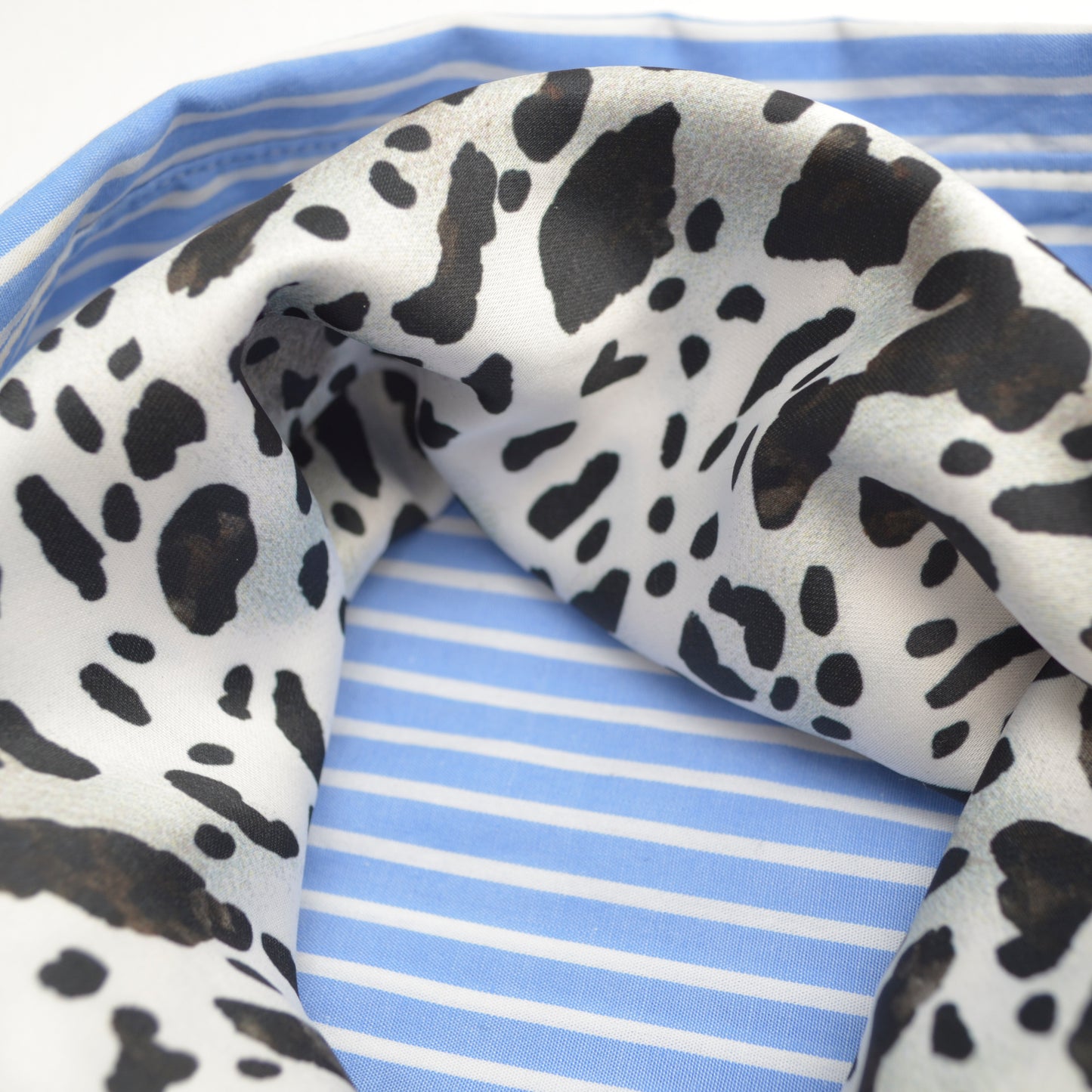 Black And White Leopard Neck Scarf