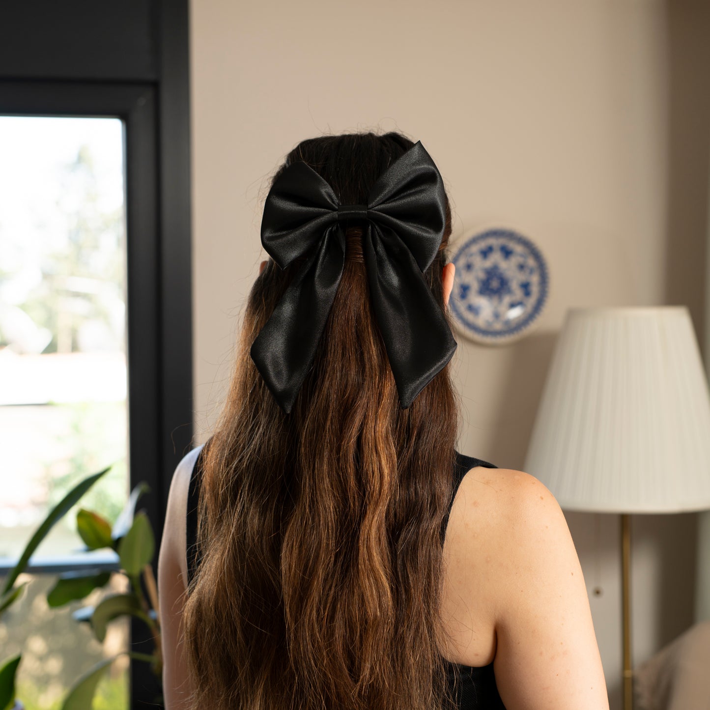 Black Hair Bow