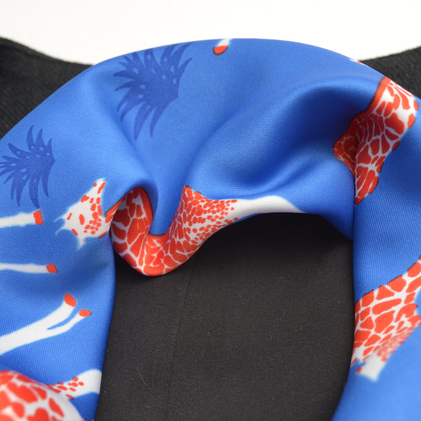 Giraffe Printed Neck Scarf