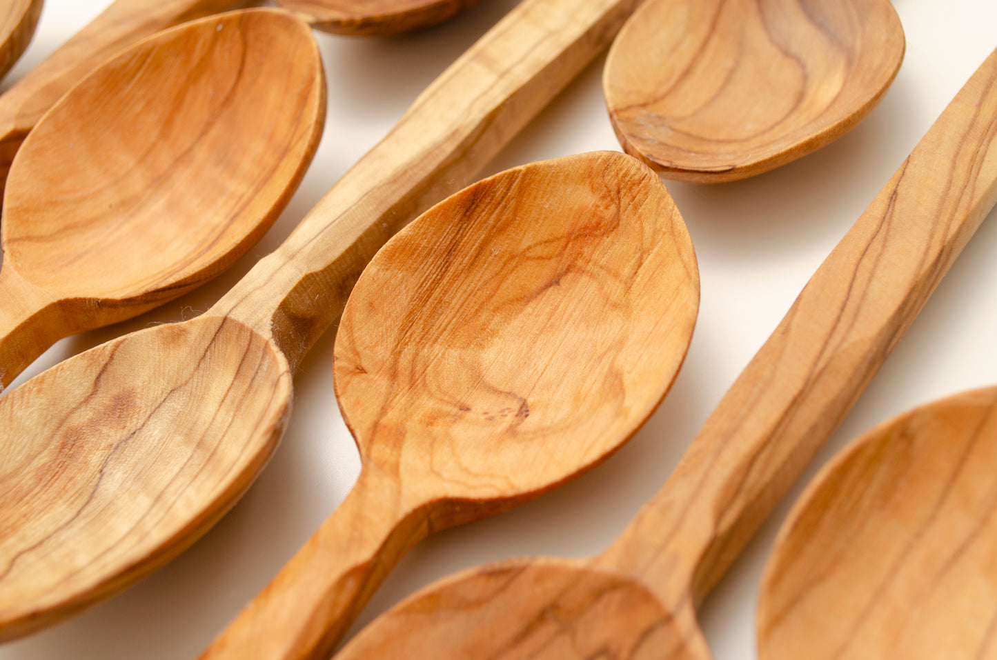 Olive Wood Spoon (Mid Size)